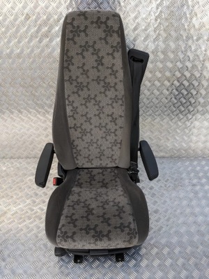 Сидіння водія scania r s ntg фото №1