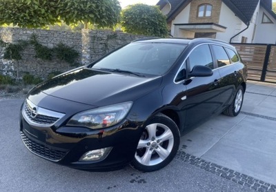 Opel Astra Nawigacja, czujniki, 160 KM