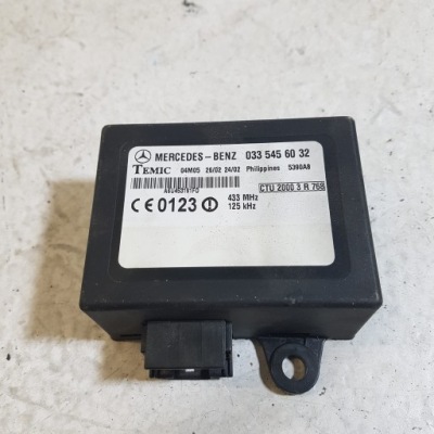 Модуль блок управления иммобилайзер mercedes-benz sprinter 0335456032 фото №1