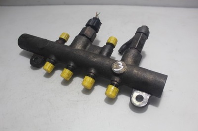 Молдинг впрыскная mazda mpv ii 2.0crdi фото №1