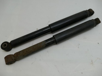 Nissan navara d40 lift амортизатор задняя комплект фото №1