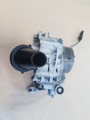 Land rover 2.0 насос масла g4d361079e фото №1