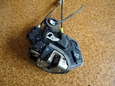 Toyota hilux 07r замок привід задня правий фото №1