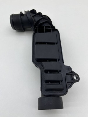 Opel crossland x труба шланг воздуха интеркулер 9810958280 фото №1