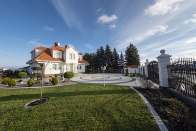 Dom, Wola Rasztowska, Klembów (gm.), 230 m²