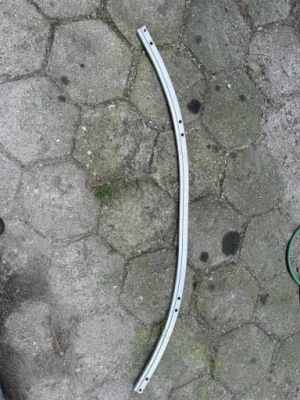 Нижняя балка mercedes eqs фото №1