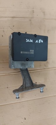 Mercedes slk r171 1.8 компрессор насос abs a0355455532 + кронштейн фото №1
