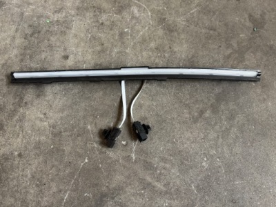 Vw golf viii 8 variant 2.0tdi 22r молдинг led подсветка панели 5h1947096a фото №1