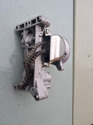 Насос маслоприёмник масла infiniti q50 q60 3.0t 879110j2012 фото №1