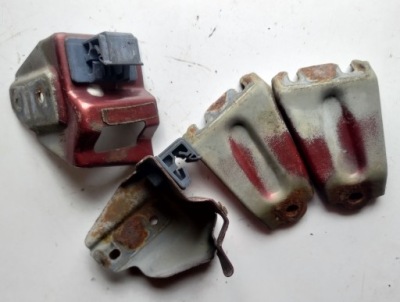 Кронштейн кліпса лампи балка avensis t22 lift фото №1