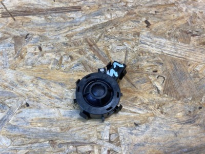 Динамік динамік високочастотний volvo v40 ii 31384748 2012- фото №1