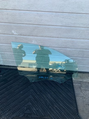 Peugeot 3008 ii 5008 ii передня права скло 2019r фото №1