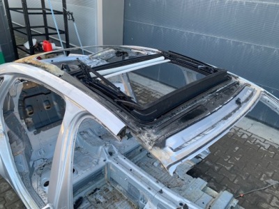 Audi a8 d5 long механизм крыша крыша панорама фото №1