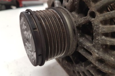 Генератор renault megane 3 хэтчбек bz0_ tg11c069 1.5l дизель 78kw фото №1