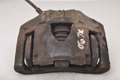 Volvo xc90 суппорт тормозной правый перед фото №1