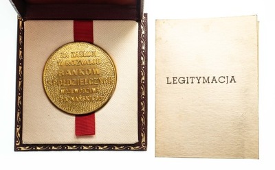 MEDAL ZA ZASŁUGI W ROZWOJU BANKÓW WOJ. POZNAŃSKIE