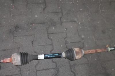 Приводной вал правый  перед 8200618168 renault laguna 3 рестайлинг  2.0 dci 09-15 фото №1