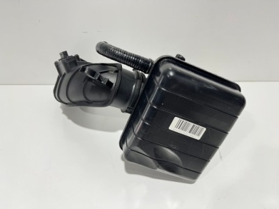 Bmw f10 f11 резонатор воздуха 8512249 фото №1