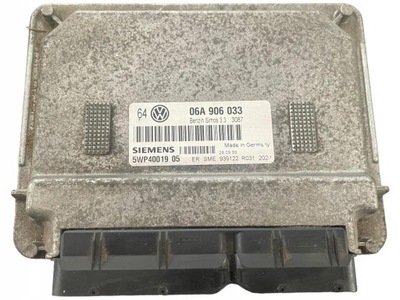 AUDI A3 MODUŁ ДВИГУНА 06A906033