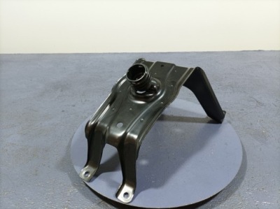 Audi a5 f5 8w кронштейн колеса запасного 8w0802715c фото №1