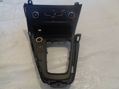 Ford focus mk3 панель кондиціонера фото №1