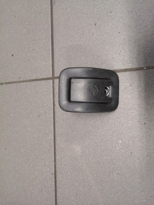 Заглушка isofix audi a4 b8 8k0887233a фото №1