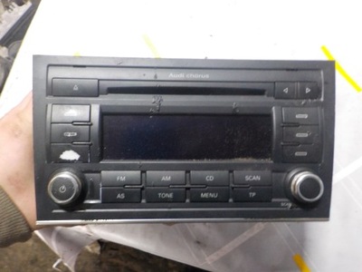 Audi a4 b7 2.0 tdi 2007r радио заводской 8e0035152q фото №1