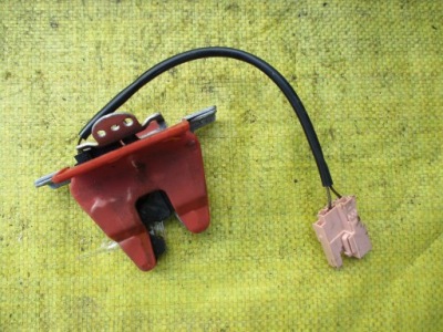 Vw fox замок крышки задняя 5z6827505 фото №1