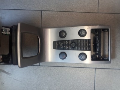 Панель перемикачів volvo v50 30672565 фото №1