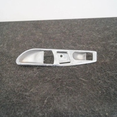 Рамка ручка передних правых дверь mercedes-benz sl r107 a1077660611 фото №1