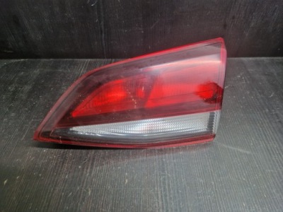 Opel astra k kombi лампа задня права w кришка фото №1