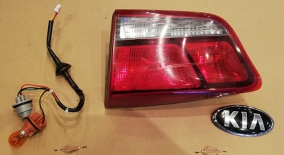 Лампа правая задняя крышка багажника kia rio iv - оригинал фото №1