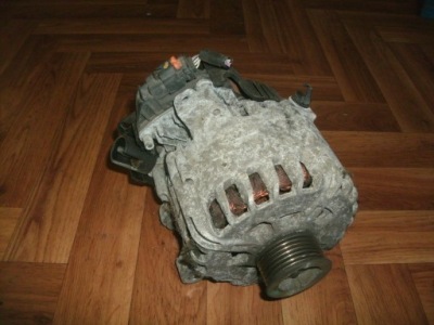 Генератор peugeot citroen 1.6 e-hdi 9674646180-04 фото №1