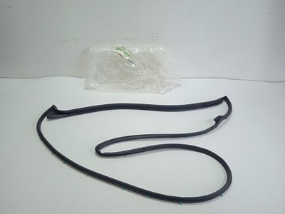 Nissan nv200 прокладка дверь правая пассажира фото №1