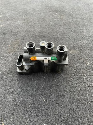 Range rover sport l494 l405 клапан воздуха фото №1