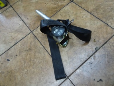 Audi a3 1.6b 3d 98' ремень правый  перед фото №1