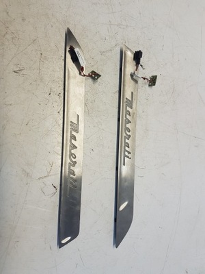 Maserati levante накладки поріг декоративна права фото №1