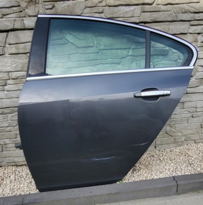 Двері ліва задні лівий задня opel insignia a hb z177 повний фото №1