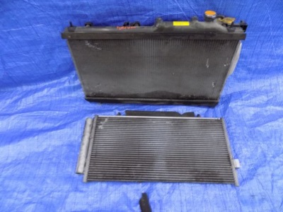 Комплект радіатор радіатор forester iii 08-13r 2,0 фото №1