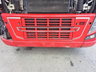 Решётка радиатора средняя подножка лавка решётка volvo fh fm 9 13 16 lift фото №1