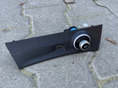 Роз'єм прикурювача port usb alfa romeo stelvio 156115933 00505493820 фото №1