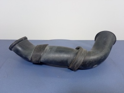 Porsche cayenne i 4.5 v8 шланг воздуха фото №1