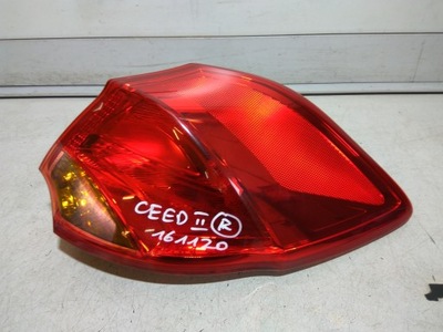Kia ceed ii hb лампа правая задняя фото №1