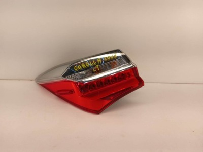 Лампа левая задняя toyota corolla e17 16-19 led фото №1