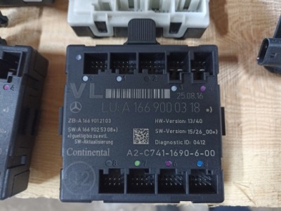 Блок керування модуль двері правий перед mercedes w156 w166 фото №1