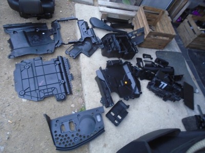 Mercedes x166 gl пластик салона кронштейн защита фото №1