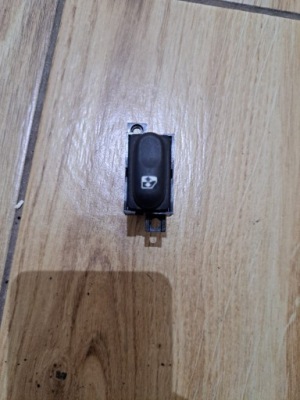 Перемикач скло renault laguna i 7700822683 фото №1