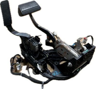 O2 cadillac escalade iv 2014 - 6.2 v8 педаль газу гальма 84096835 фото №1