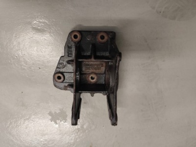 Опора полуось renault master 2.5 dci movano g9u 8200027177b фото №1