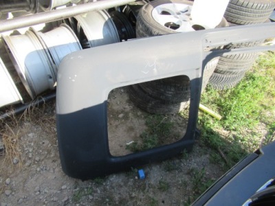 Крила правий задній vw caddy 2k5 фото №1